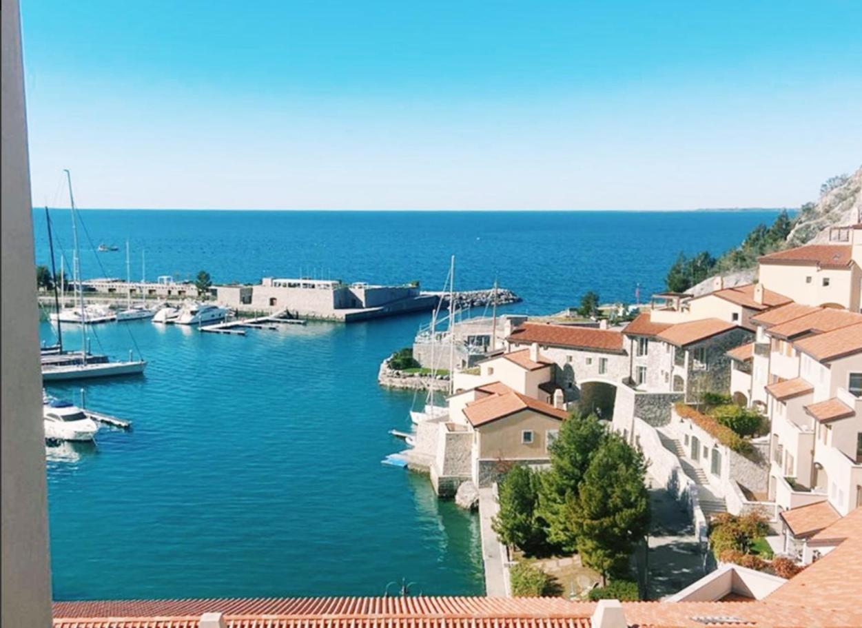 Avolare in Portopiccolo- Acquarius Sistiana Esterno foto